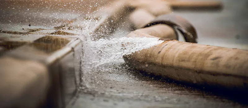 Fix Leaking Pipe in Bronte, Oakville